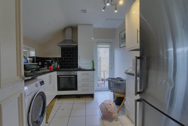 4 bed flat, Grosvenor Place, Jesmond, Newcastle, NE22RD - Image 2